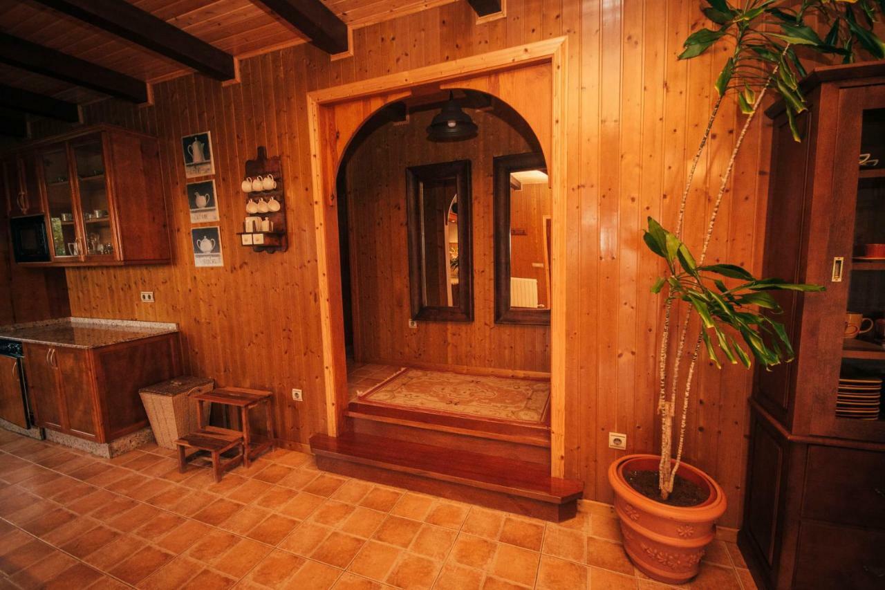 Lar De Lagos Bueu Bagian luar foto